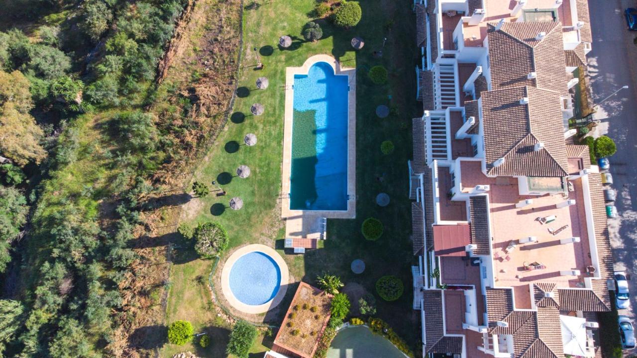 Moderno Apartamento Con Preciosas Vistas Al Mar En Urbanizacion Con Piscina - Rio Real 11 2G Марбеля Екстериор снимка