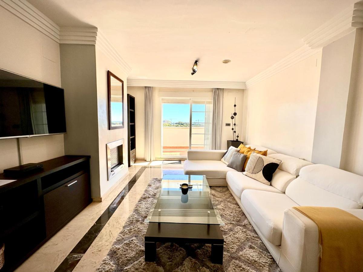 Moderno Apartamento Con Preciosas Vistas Al Mar En Urbanizacion Con Piscina - Rio Real 11 2G Марбеля Екстериор снимка