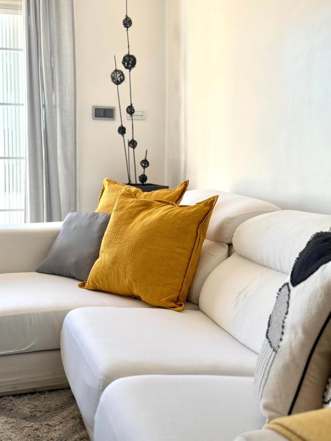 Moderno Apartamento Con Preciosas Vistas Al Mar En Urbanizacion Con Piscina - Rio Real 11 2G Марбеля Екстериор снимка