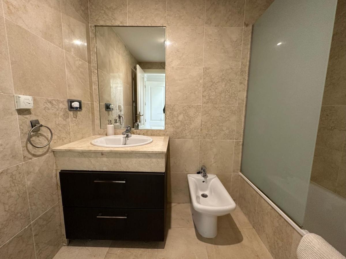 Moderno Apartamento Con Preciosas Vistas Al Mar En Urbanizacion Con Piscina - Rio Real 11 2G Марбеля Екстериор снимка